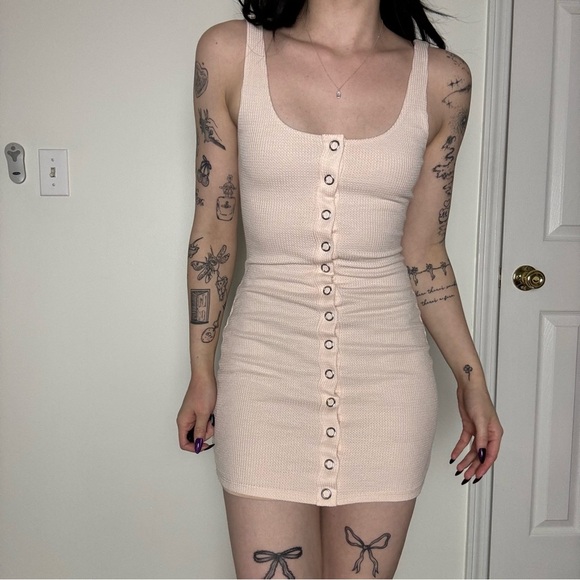 Lovers + Friends Madyson Mini Dress in Nude XS - Picture 3 of 6